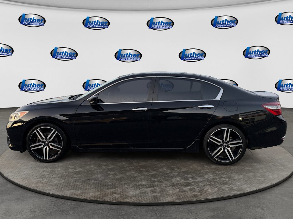 Used 2016 Honda Accord Sport image 2