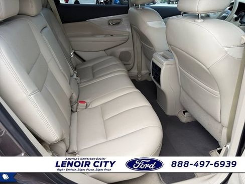 Used 2015 Nissan Murano Platinum w/ Platinum Technology Package AWD/4WD image 12
