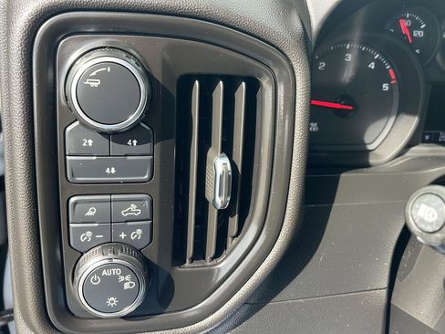 Used 2025 Chevrolet Silverado 2500 Custom w/ Custom Value Package image 13