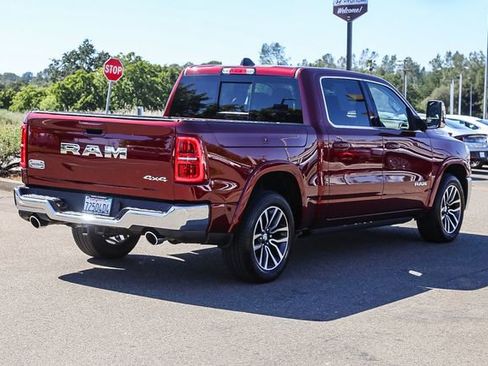 Used 2025 RAM 1500 Limited w/ Trailer Tow Group AWD/4WD image 5