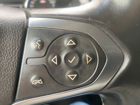 Used 2016 Chevrolet Tahoe LT image 17