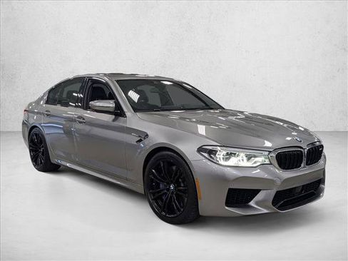 Used 2019 BMW M5 w/ Executive Package image 3