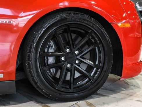Used 2010 Chevrolet Camaro SS w/ LPO, Ground Effects Package RWD image 42