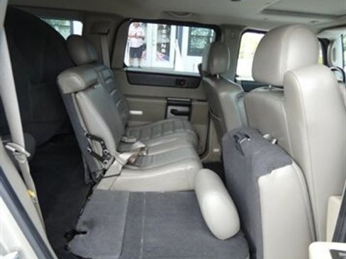 Used 2003 HUMMER H2 w/ Preferred Equipment Group image 55