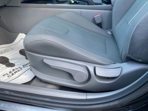 New 2026 Hyundai Elantra Sport image 11