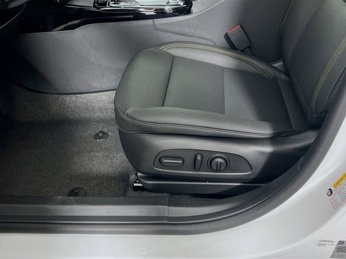 New 2026 Chevrolet Trax ACTIV w/ Driver Confidence Package image 18