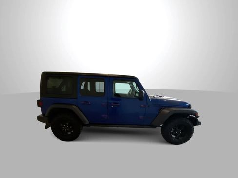 Used 2020 Jeep Wrangler Unlimited Sport image 9