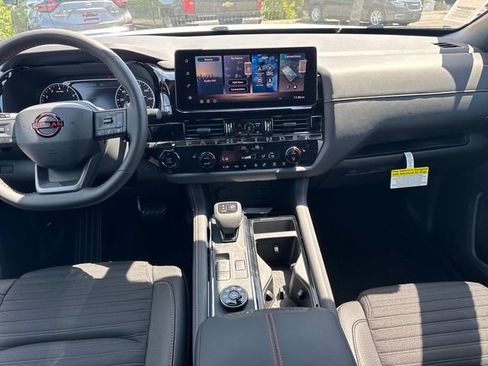 New 2026 Nissan Pathfinder Rock Creek AWD/4WD image 21