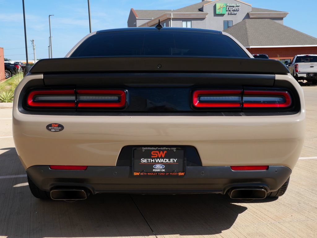 Used 2021 Dodge Challenger SRT Hellcat RWD image 5
