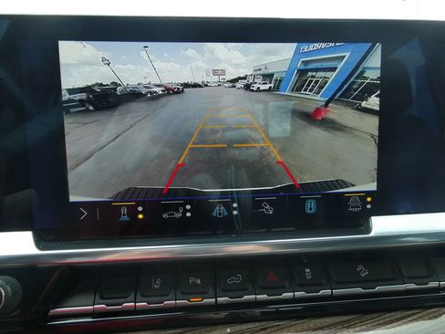 Certified 2024 Chevrolet Silverado 2500 LT w/ Z71 Sport Edition AWD/4WD image 32