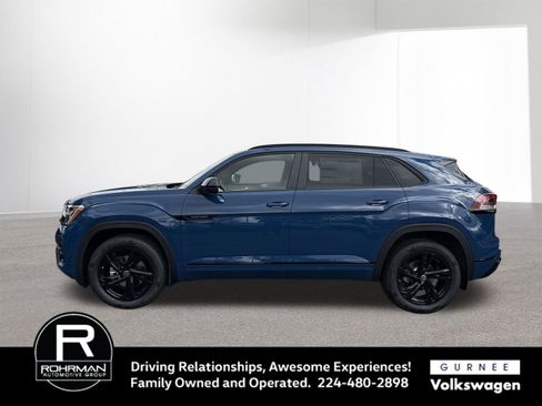 New 2026 Volkswagen Atlas Cross Sport SEL R-Line image 5