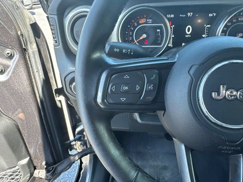 Used 2021 Jeep Wrangler Sport AWD/4WD image 19