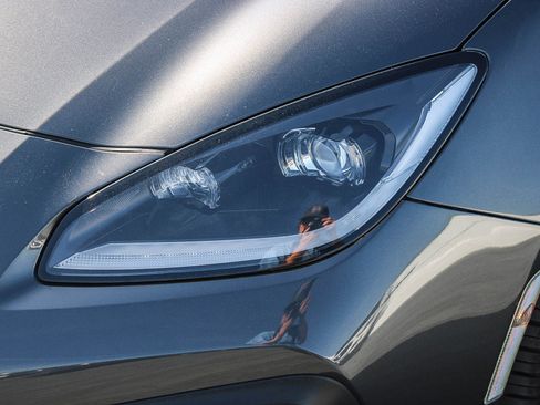 Used 2022 Toyota GR86 Premium image 5