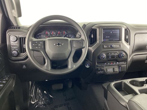 Used 2025 Chevrolet Silverado 2500 Custom w/ Custom Convenience Package AWD/4WD image 39