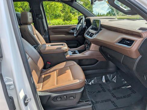 Used 2021 Chevrolet Tahoe High Country AWD/4WD image 10