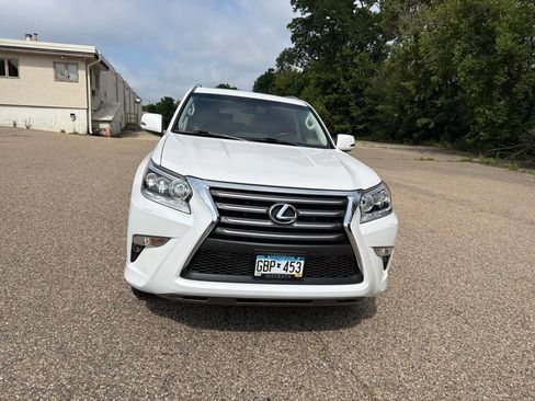 Used 2015 Lexus GX 460 w/ Premium Package AWD/4WD image 12