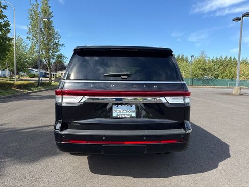 Used 2024 Lincoln Navigator Black Label AWD/4WD image 6