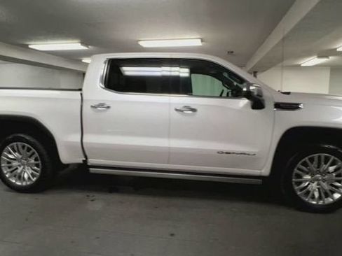 Certified 2019 GMC Sierra 1500 Denali w/ Denali Ultimate Package AWD/4WD image 9