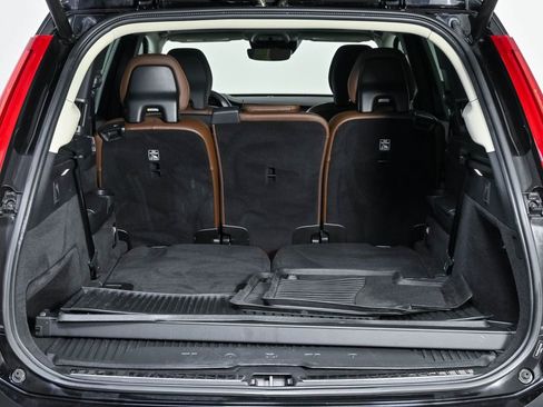 Used 2019 Volvo XC90 T6 Momentum AWD/4WD image 30