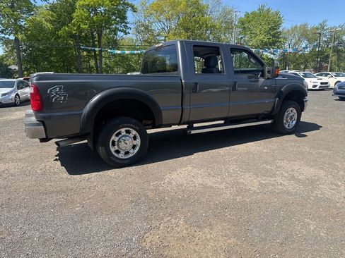 Used 2015 Ford F250 XLT w/ XLT Premium Package AWD/4WD image 13
