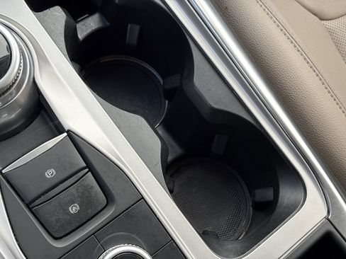 Used 2020 Ford Explorer Limited image 28