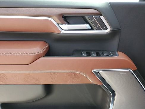 New 2026 GMC Sierra 2500 Denali Ultimate AWD/4WD image 18