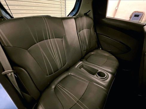 Used 2014 Chevrolet Spark LT image 27