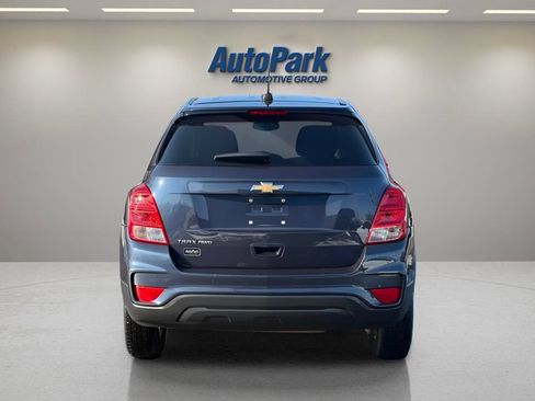 Used 2019 Chevrolet Trax LS w/ Tint and Cruise Package AWD/4WD image 6