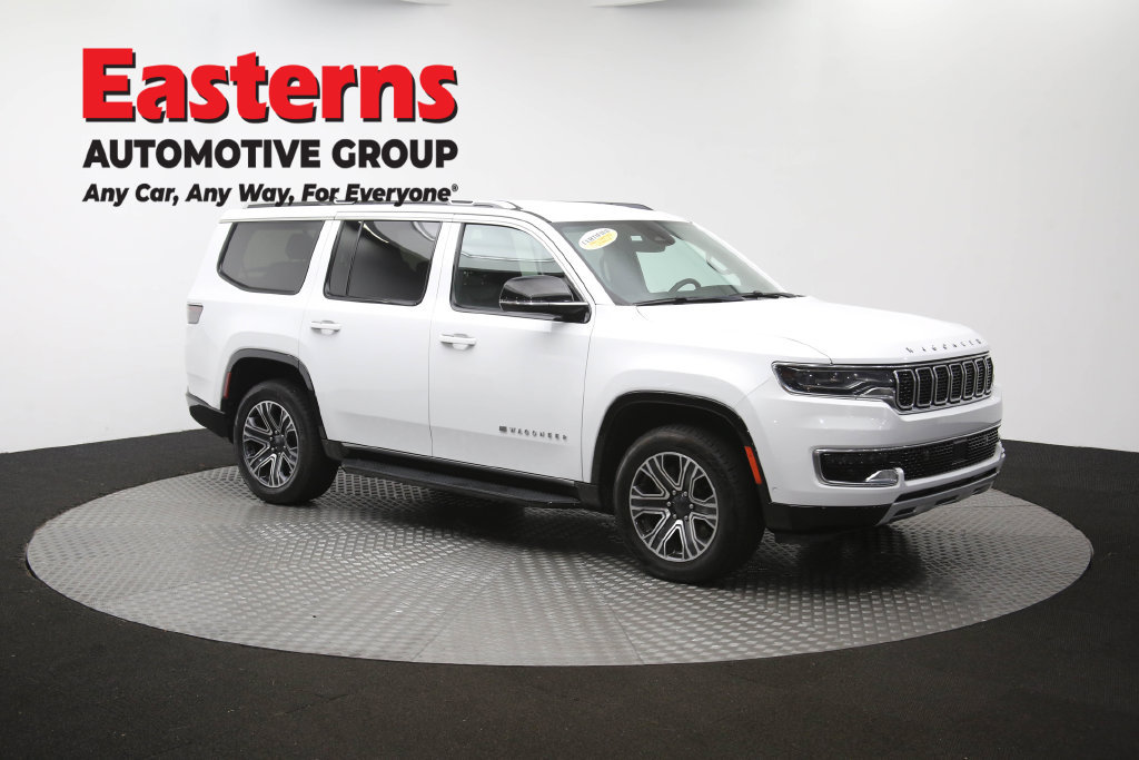 Used 2024 Jeep Wagoneer Series II w/ Flexible Seating Group RWD image 54