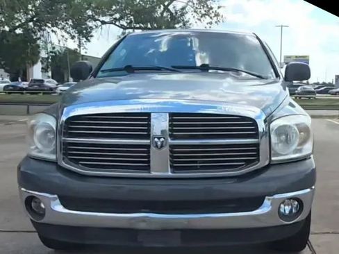 Used 2008 Dodge Ram 1500 Truck SLT image 7