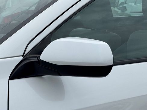 Certified 2022 Honda HR-V LX image 4