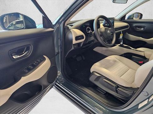 New 2027 Honda HR-V LX image 14
