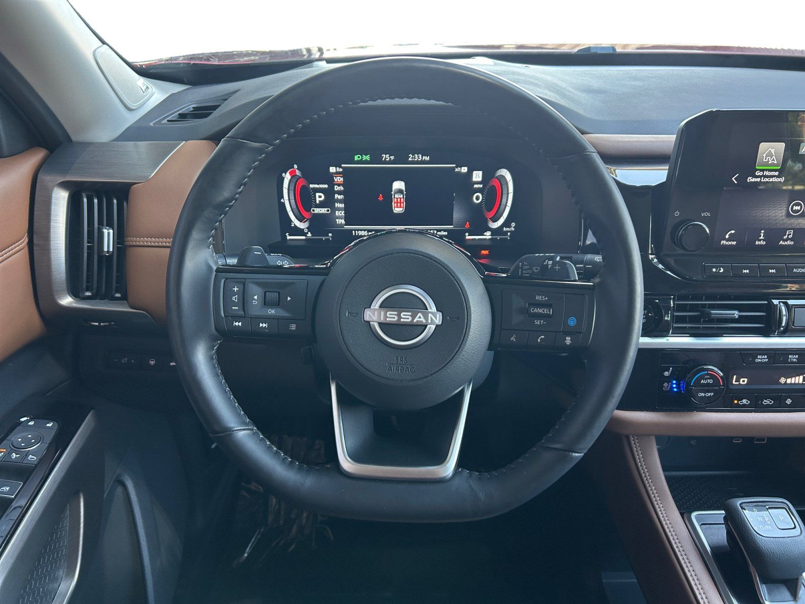 Used 2025 Nissan Pathfinder Platinum w/ Cargo Package FWD image 12