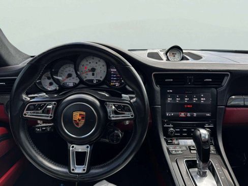 Used 2017 Porsche 911 Turbo S image 34