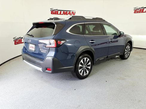 Certified 2023 Subaru Outback Touring AWD/4WD image 5