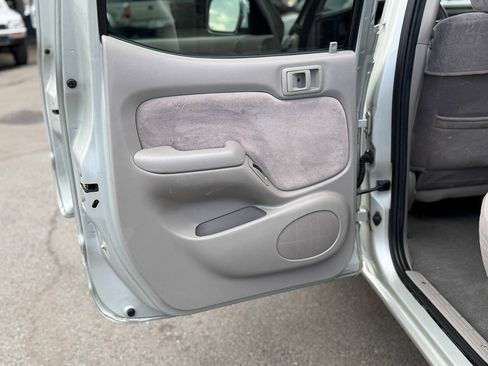 Used 2003 Toyota Tacoma PreRunner RWD image 44