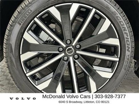 New 2025 Volvo XC90 B5 Core w/ Protection Package Premier AWD/4WD image 10