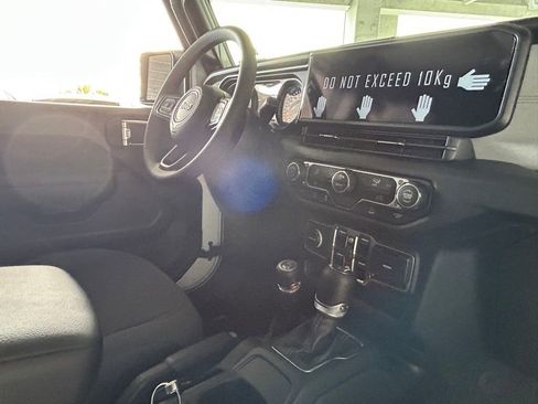 New 2026 Jeep Gladiator Sport image 27