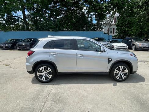 Used 2024 Mitsubishi Outlander Sport ES AWD/4WD image 4