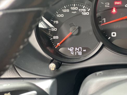 Certified 2018 Porsche 718 Cayman GTS image 28