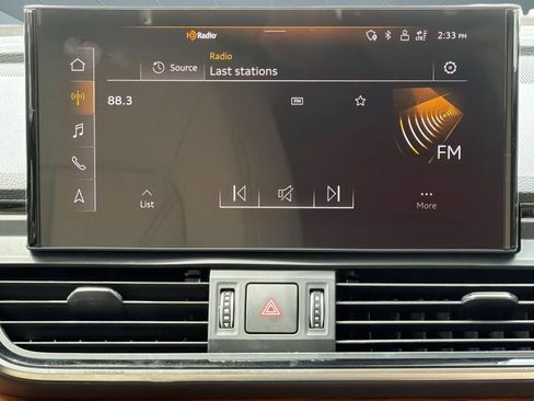 Certified 2023 Audi Q5 Premium w/ Convenience Package AWD/4WD image 19