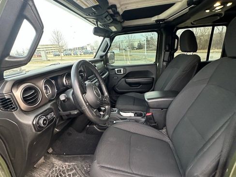 Used 2020 Jeep Wrangler Unlimited Sport S image 4
