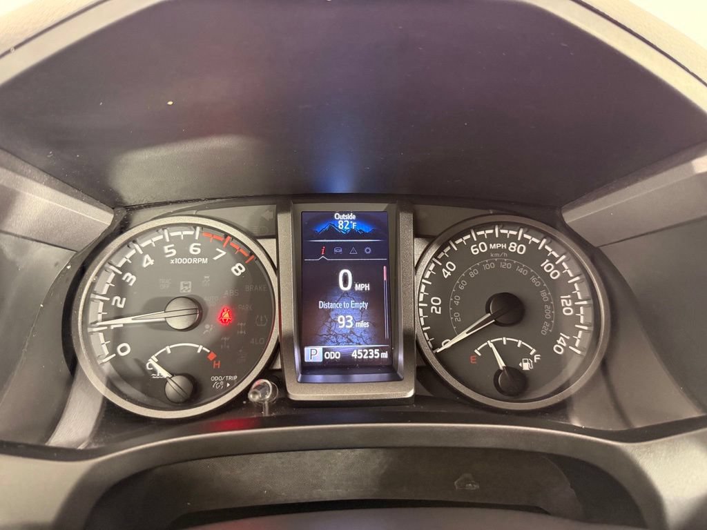 Certified 2023 Toyota Tacoma TRD Off-Road w/ Black Out Package (TMS) AWD/4WD image 28