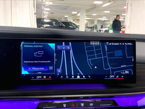 Certified 2023 BMW 760i xDrive image 31