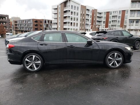 Certified 2025 Acura TLX w/ Technology Package image 11