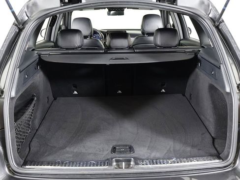 Used 2022 Mercedes-Benz GLC 300 4MATIC w/ AMG Line image 18