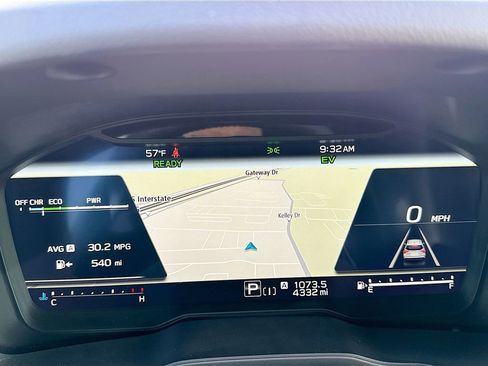 Used 2025 Subaru Forester Sport image 18