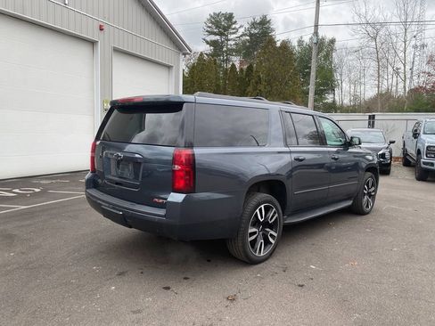Used 2020 Chevrolet Suburban Premier AWD/4WD image 5