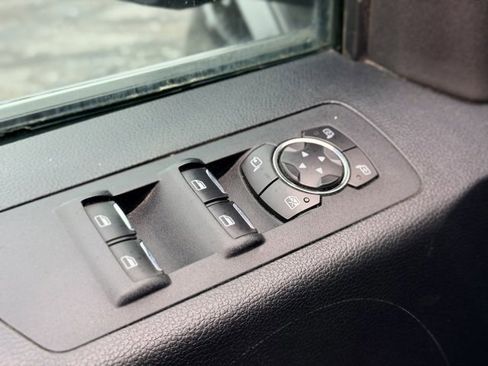 Used 2015 Ford F150 Platinum w/ Equipment Group 701A Luxury image 21