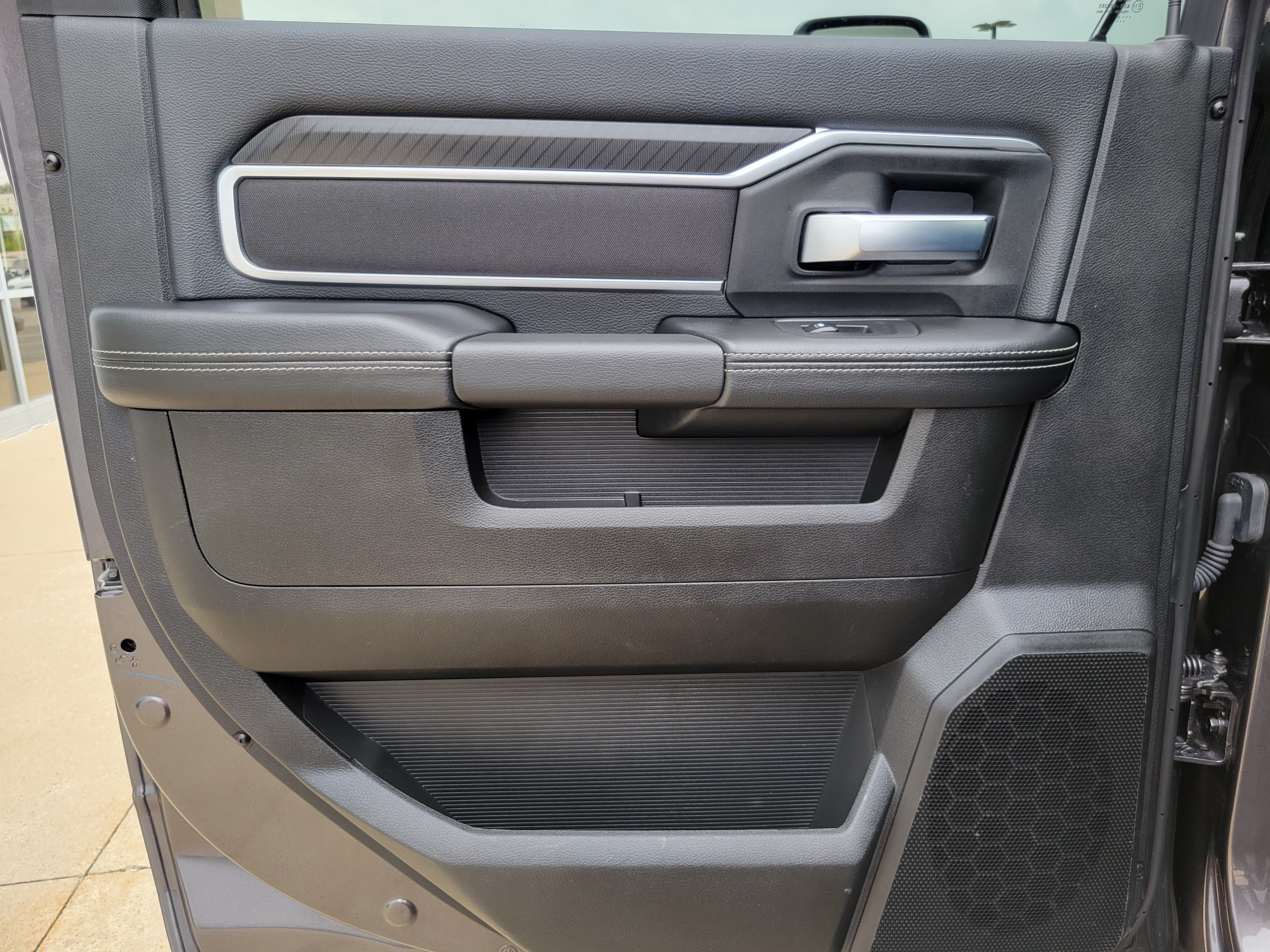 Used 2025 RAM 2500 Big Horn AWD/4WD image 21